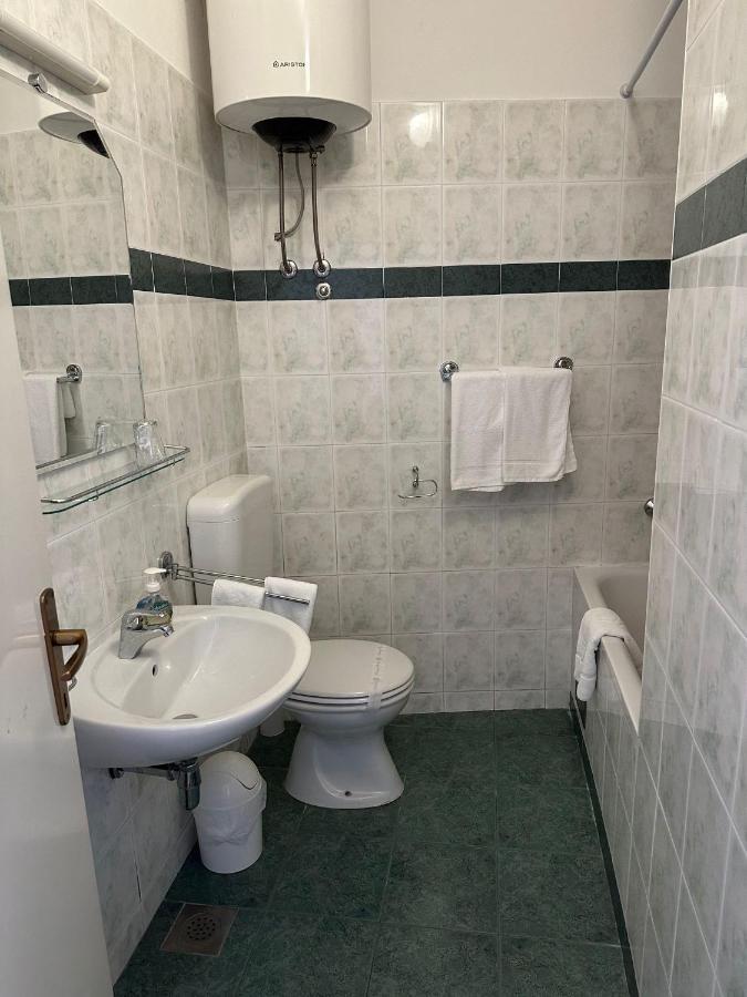 Longa Rooms شيبينيك المظهر الخارجي الصورة